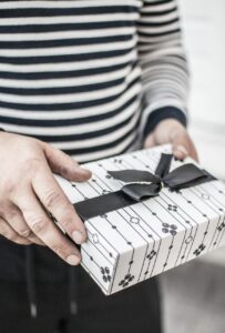 年末に贈るカニギフトの人気商品は？